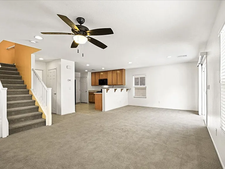 8640 Bella Sparkle Ave — Photo 4