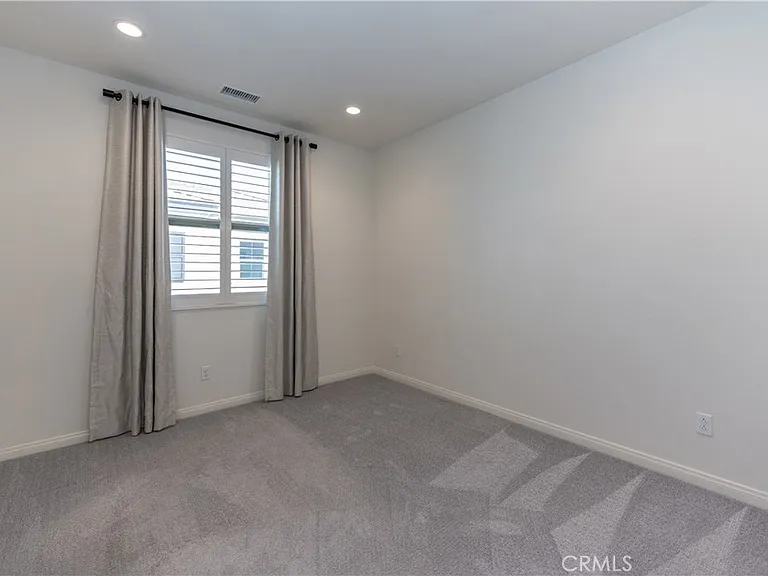 115 Okra — Photo 15