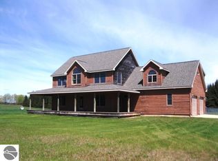 6869 Creighton Rd SW, South Boardman, MI 49680