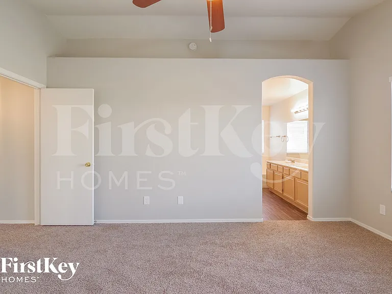 8402 W Bloomfield Rd — Photo 9