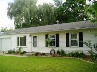 1120 N Maple Rd, Ann Arbor, MI 48103