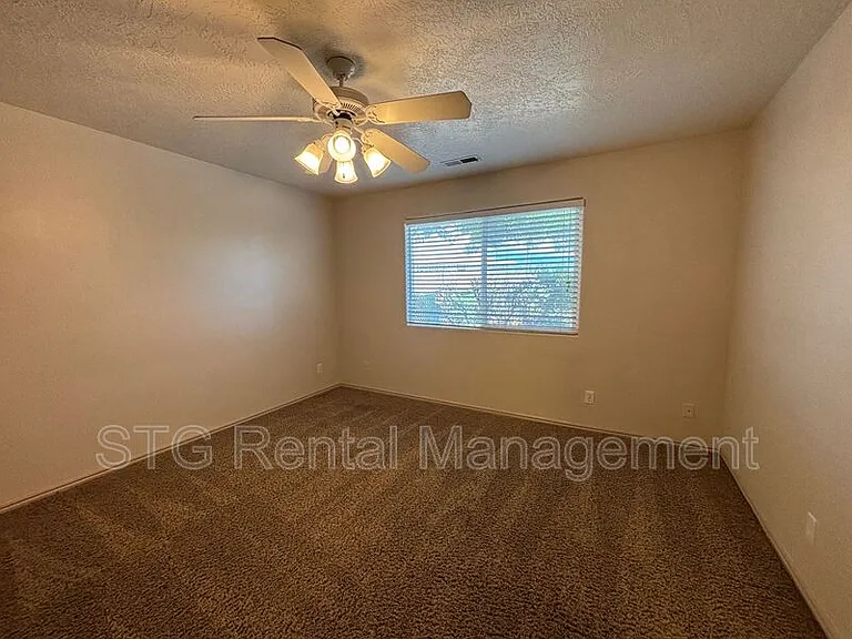 425 E 1050 S #2 — Photo 18