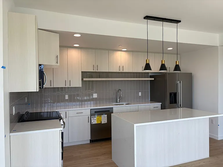 Abbey Creek Square Apartments — Photo 4