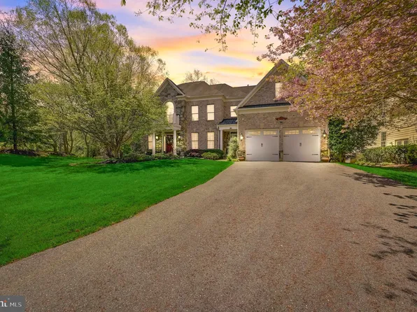 15005 Rolling Hills Dr, Glenwood, MD 21738
