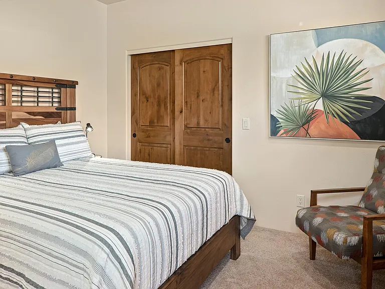 2370 Lariat Rd — Photo 29