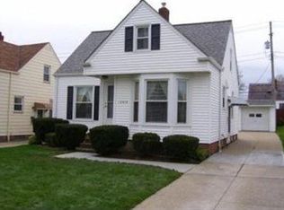 12412 Oak Park Blvd, Garfield Heights, OH