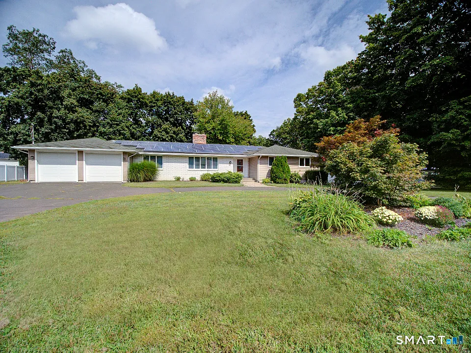 197 Maple Ave
