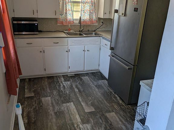 2nd image of 9239 Vergennes St SE