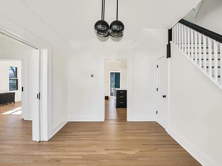 23 Lincoln Ave — Photo 9