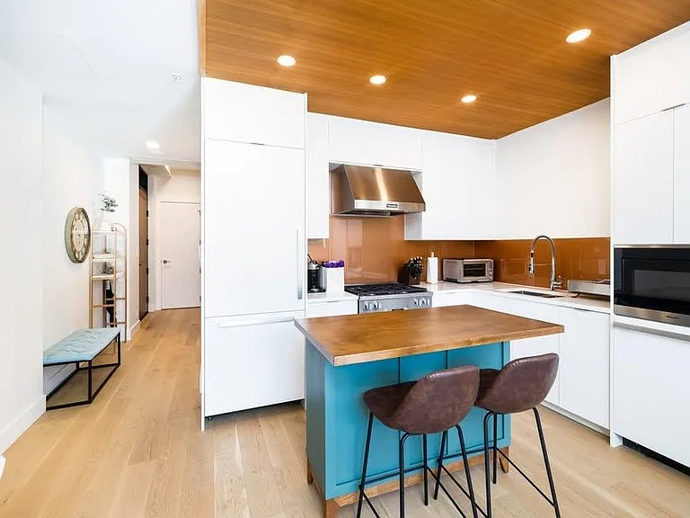 6687 Nelson Ave #504 — Photo 8