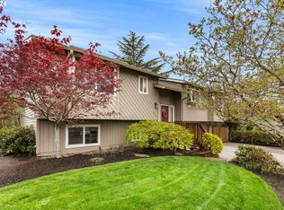 2270 SW 23rd St, Gresham, OR 97080