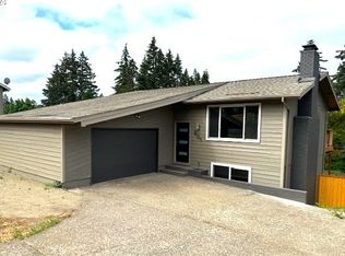 801 NE Edgehill Dr, Estacada, OR 97023