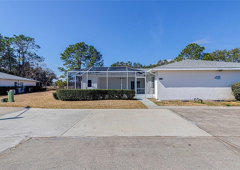 1st image of 1041 Willow Dr