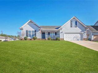 512 Sharpsburg Rd, Fayetteville, NC 28311