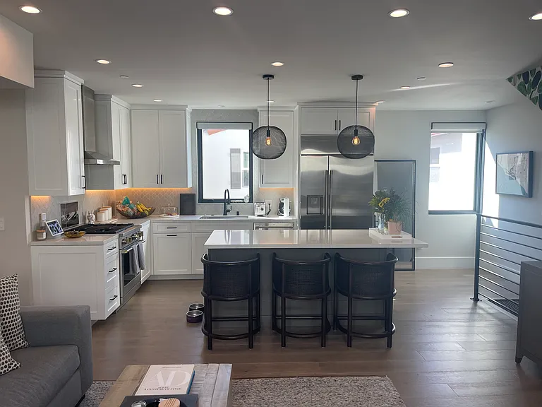 1313 W Bay Ave #B — Photo 6