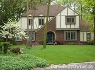 1530 Creekwood Ln, Toledo, OH 43614