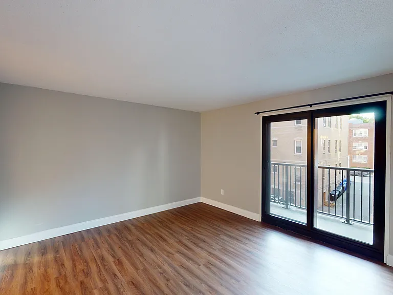 49 Marion — Photo 7