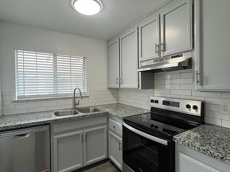 Thrive Living Homes — Photo 14