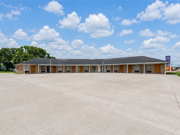 4602 Avenue H, Rosenberg, TX 77471