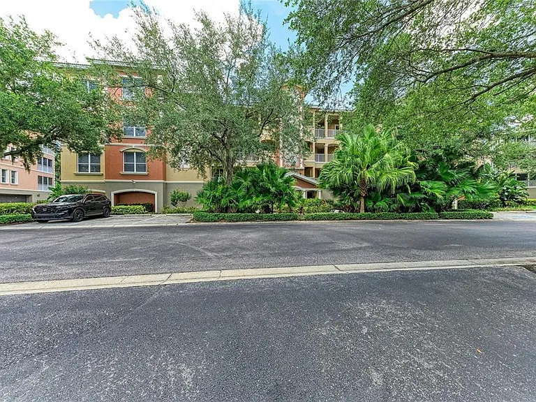 5200 Manorwood Dr #2D — Photo 3