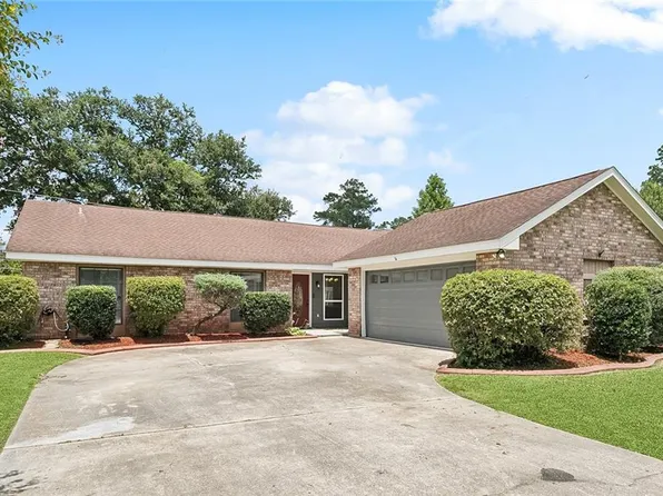 302 Lake Village Blvd, Slidell, LA 70461