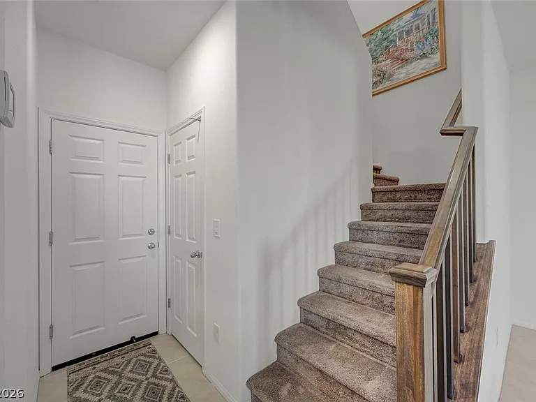 909 Kyanite Ln — Photo 24