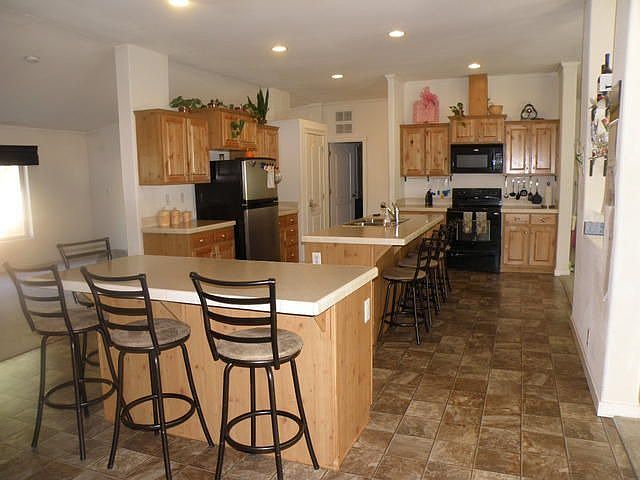2nd image of 120 N Fifteen East Ave
