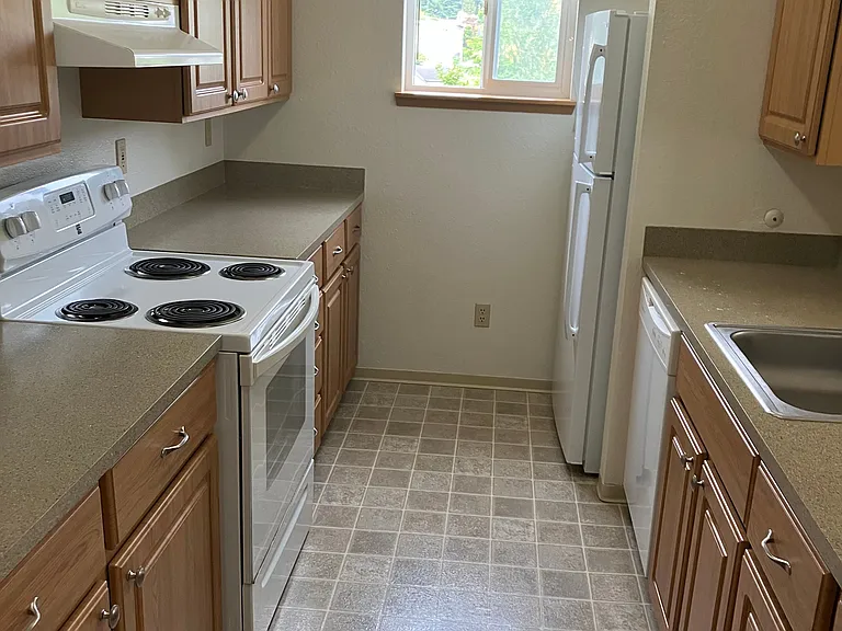 3410 Colby Ave #8 — Photo 14