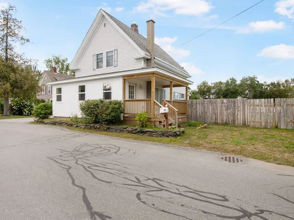3 Pleasant Street, Northumberland, NH 03582