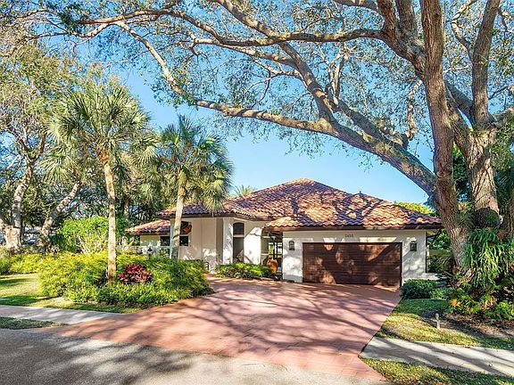 2nd image of 2455 Hampton Bridge