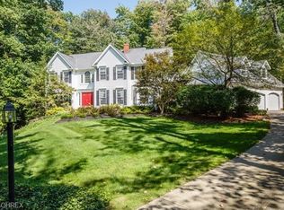 8315 Eagle Ridge Dr, Concord Township, OH 44077