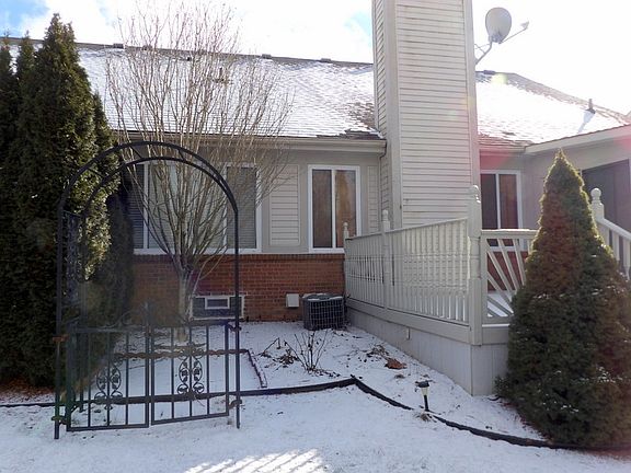 5th image of 23812 N Park Dr #28