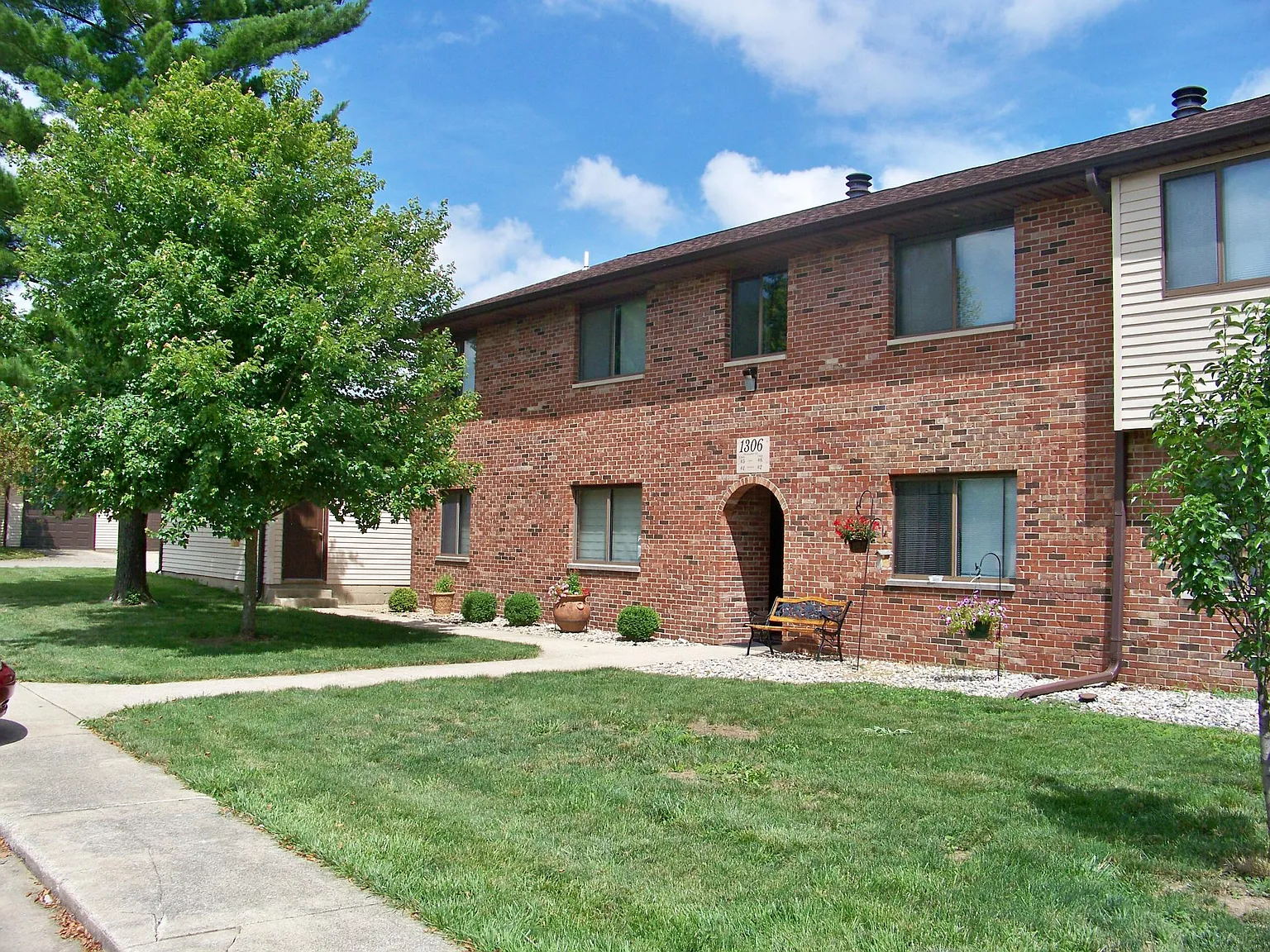 1710 Willow View Rd APT 7 photo 1