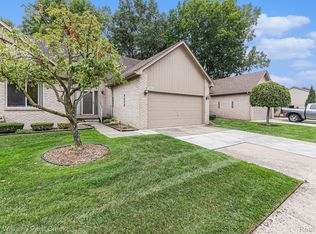 15650 Corso Dr, Clinton Township, MI 48035