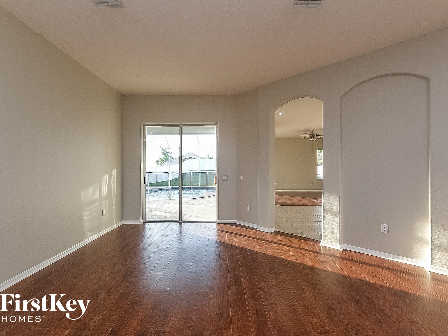 4 bed, 3.0 bath, 2297 sqft, $2,890 — Photo 4
