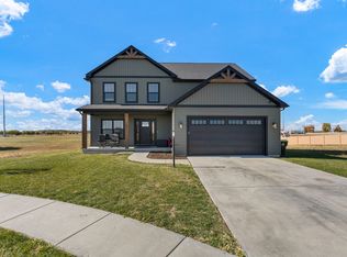 103 Wildflower Point, Heyworth, IL 61745