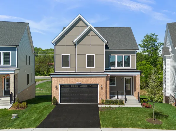 41962 Night Nurse Cir, Ashburn, VA 20148