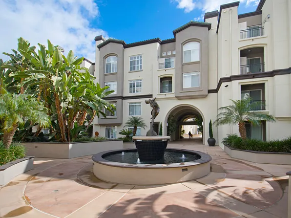 (undisclosed Address), La Jolla, CA 92037
