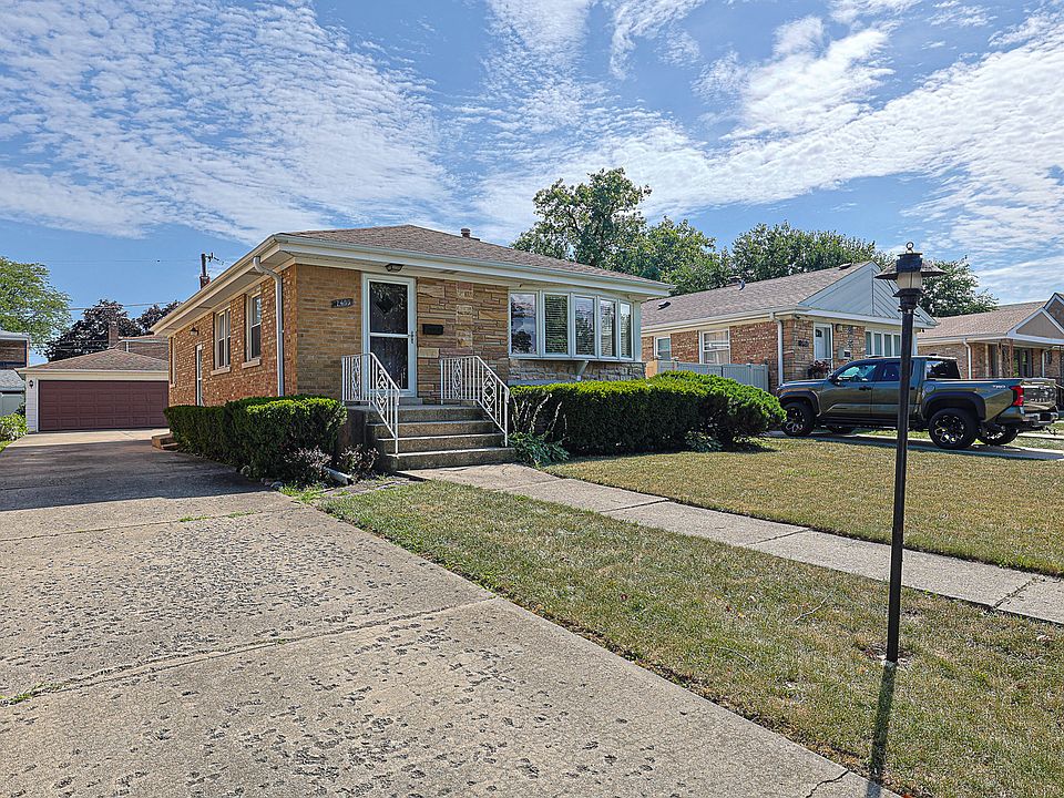 2nd image of 7453 W Keeney St