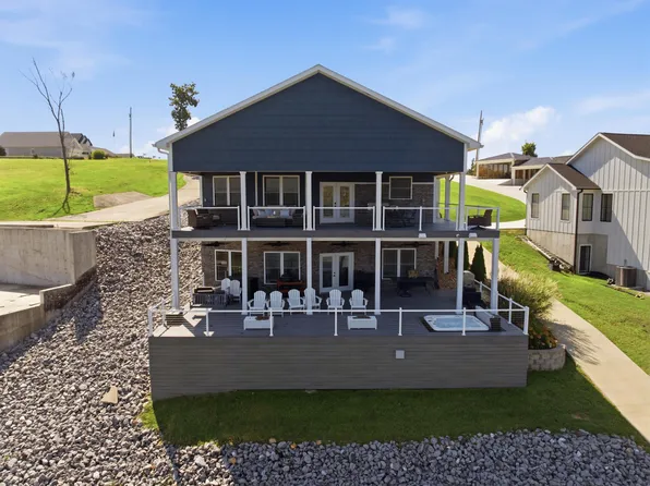 579 Sherwood Dr, Gilbertsville, KY 42044