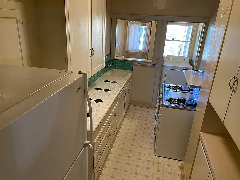 3416 I St #2 — Photo 15