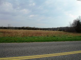 Youngs Ave, Calverton, NY 11944