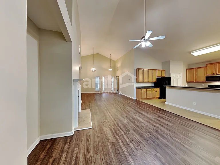 5243 Centennial Hill Dr NW — Photo 4