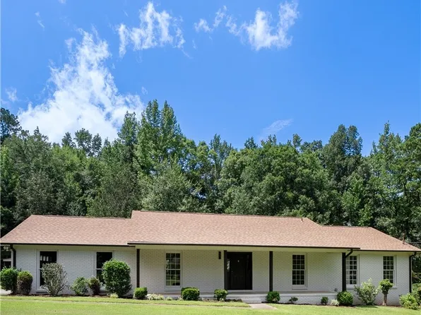 12733 Pilgrim Cir, Duncanville, AL 35456