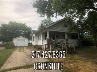 24 Cronkhite Ave, Danville, IL 61832