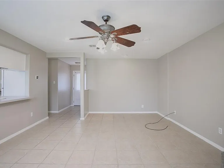 6409 Patino Ct — Photo 15