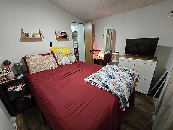 5th image of 1501 W Commerce Ave #295