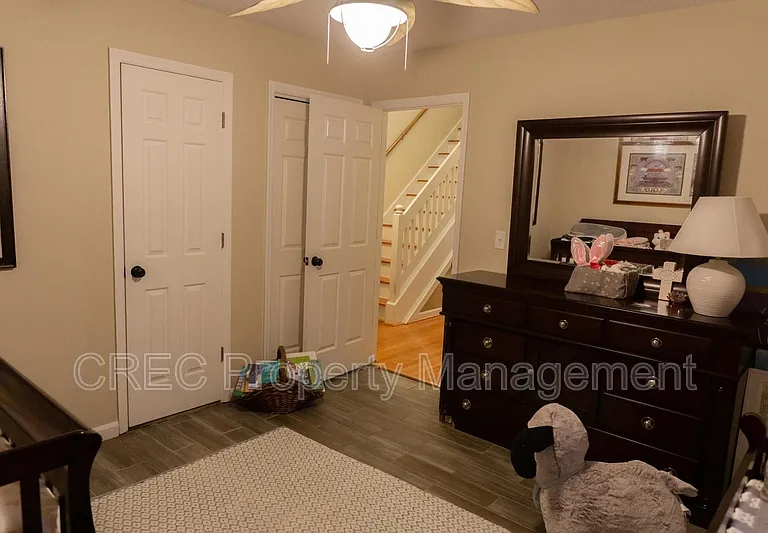 114 Queensbury Cir — Photo 30