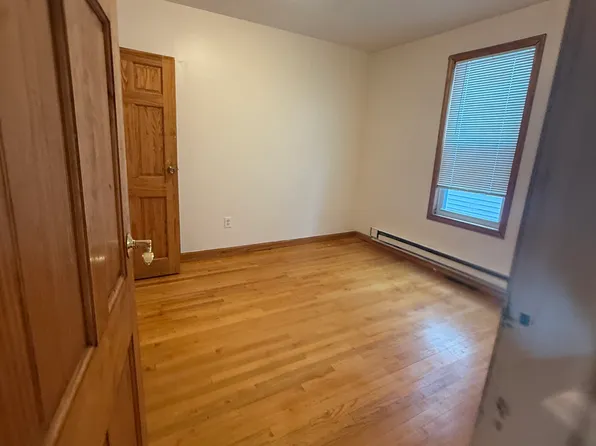 6 Marble St #1, Haverhill, MA 01832