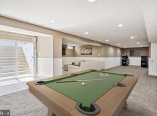 9641 Looking Glass Ct, Bristow, VA 20136